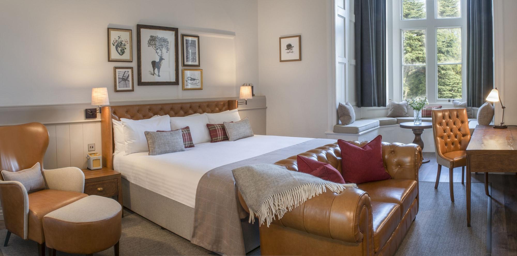 Hotel De Vere Court