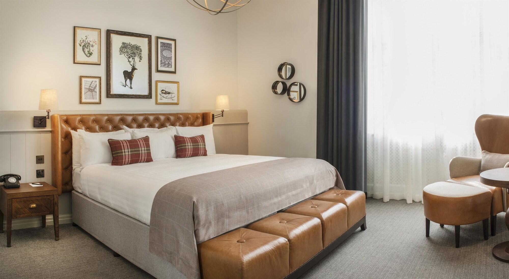 De Vere Court Hotel