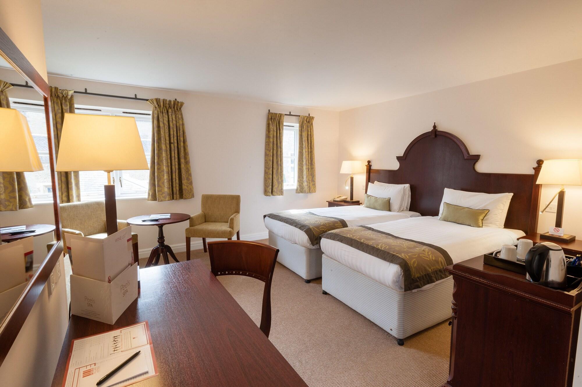 De Vere Court Hotel Tortworth