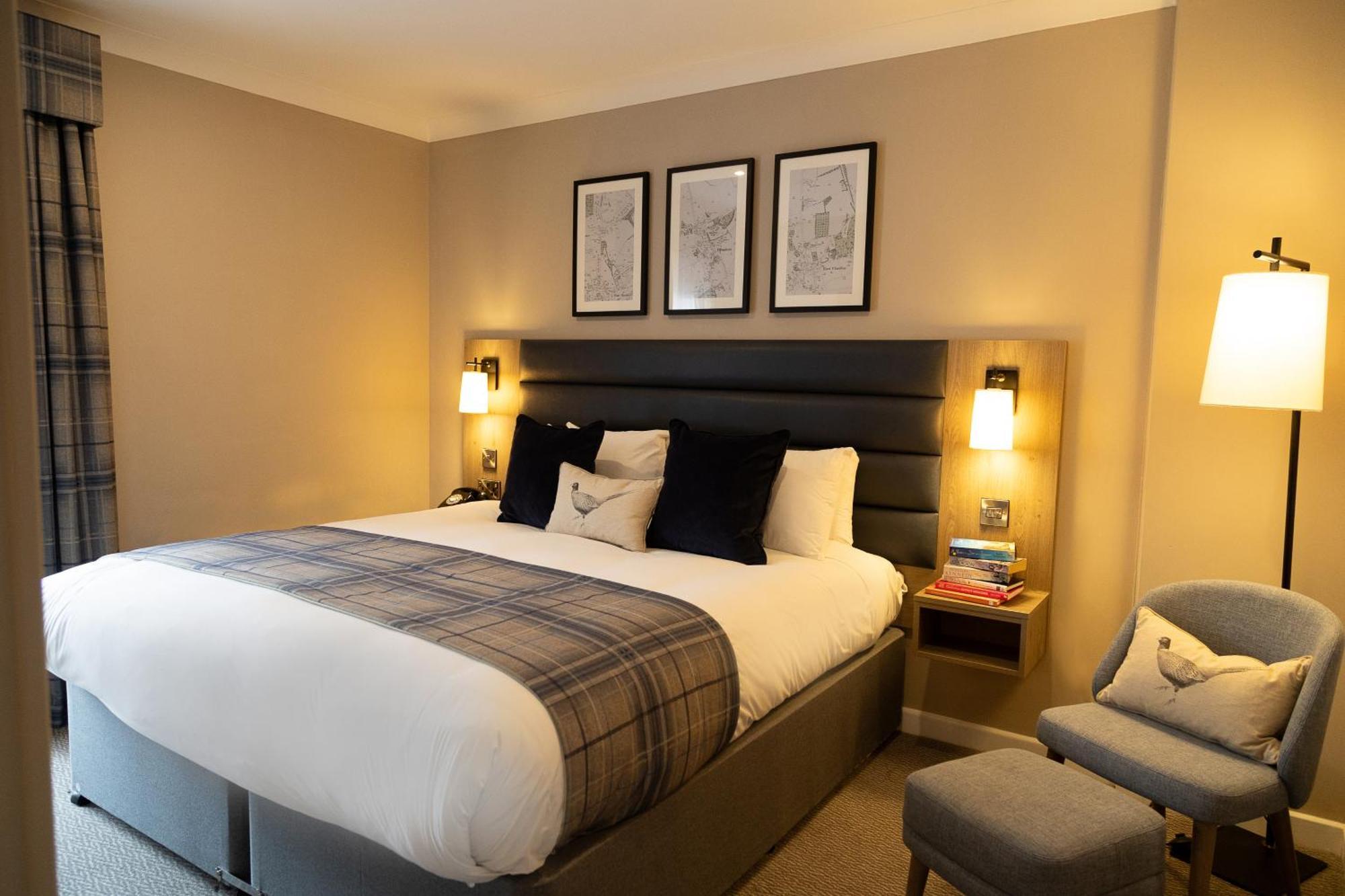 De Vere Court