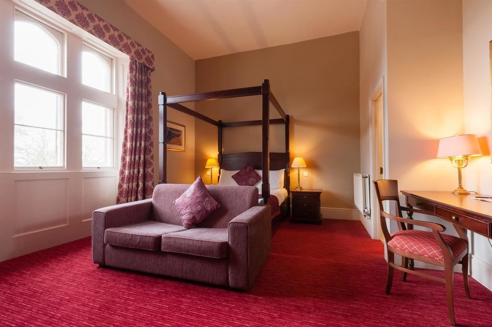 De Vere Court 4* Tortworth